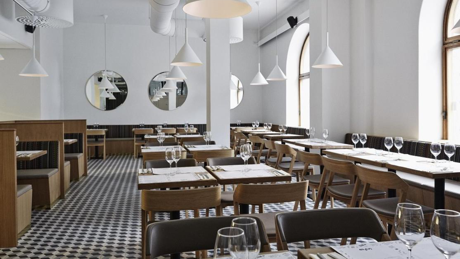 Bistro & canteen chair
