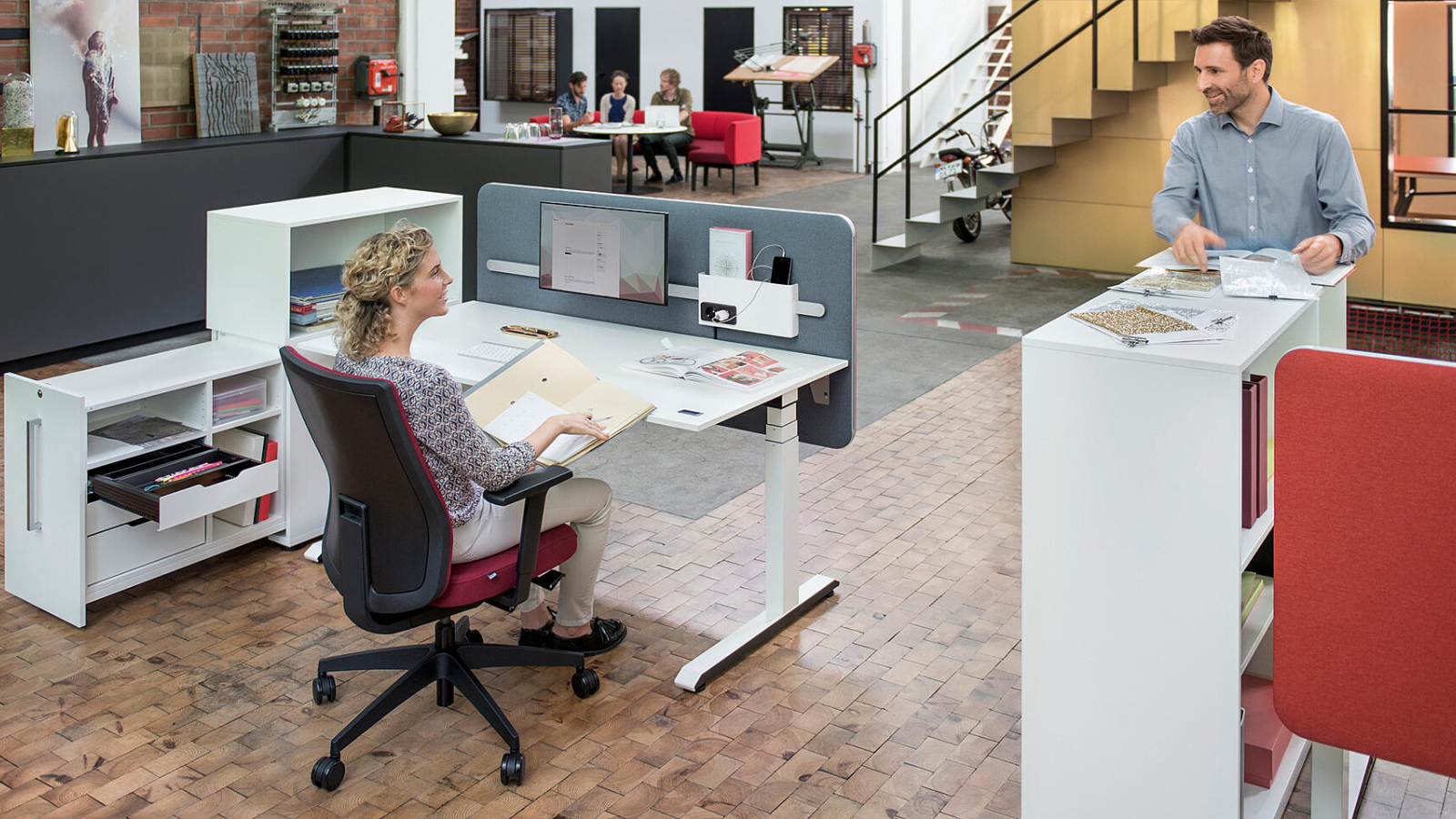 Sit stand desk